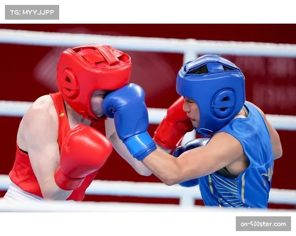 宝安体育中心拳击赛热力开战 观众掌声雷动气氛高涨